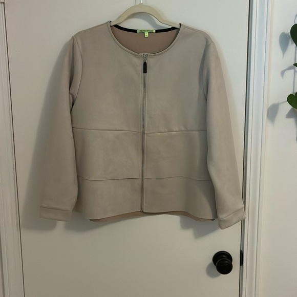 trisha tyler Jackets & Blazers - Trisha Tyler Tan Suede Full Zip Jacket PL